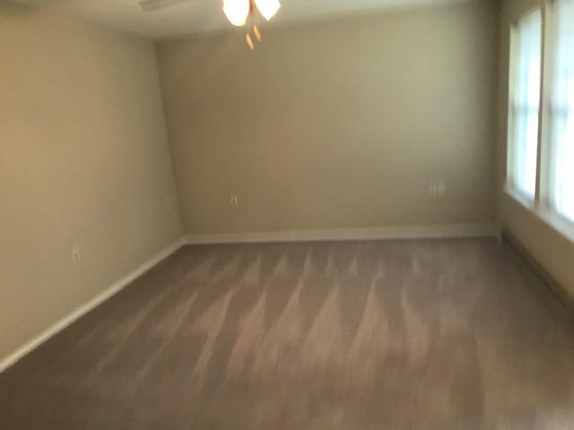 15D Alpine Road, Unit 63 Whiting, NJ 08759 - Photo 7 of 11 Living rm