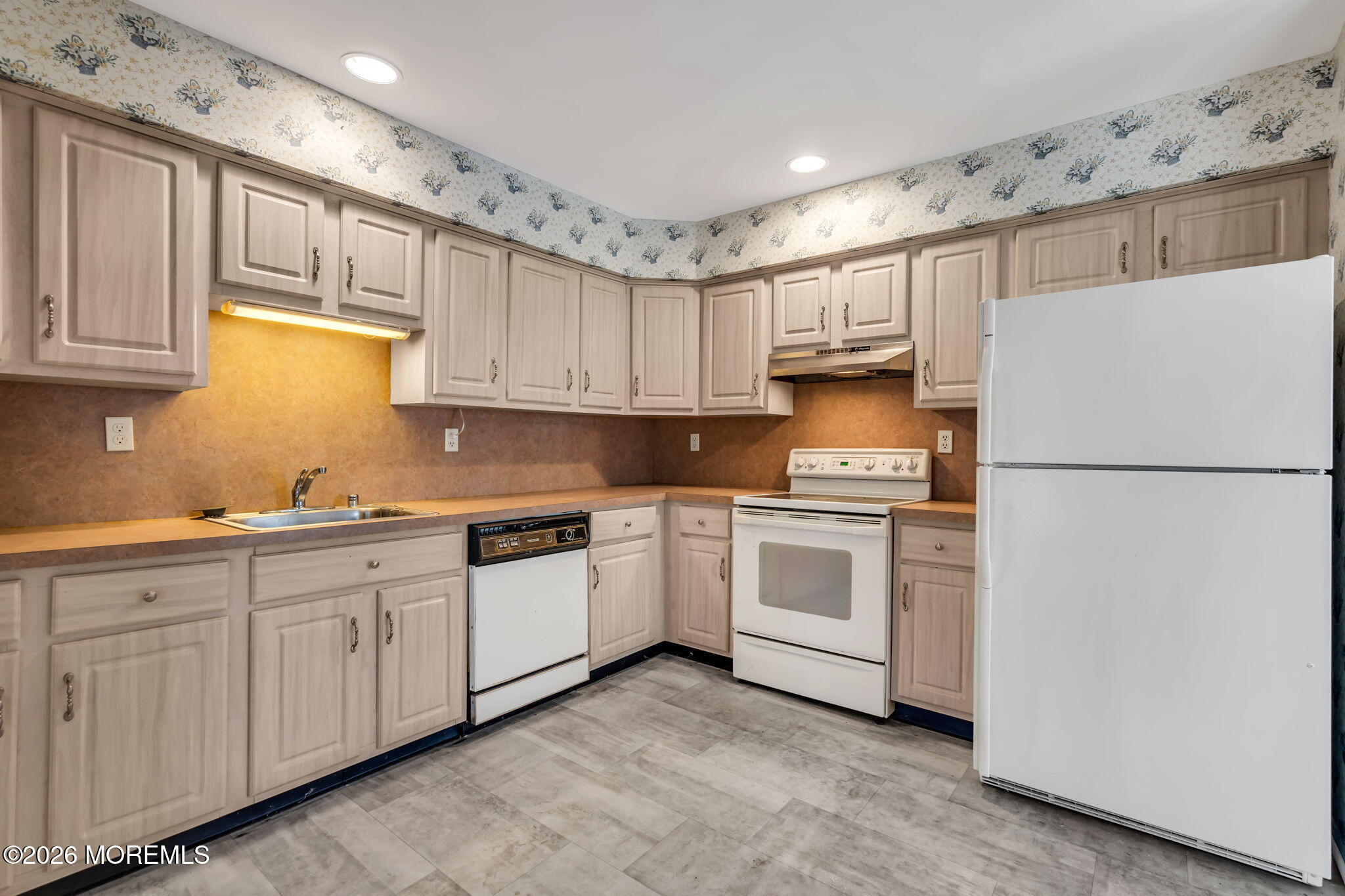 15 A Alpine Road, Unit 63 Whiting, NJ 08759 - Photo 9 of 18 9-web-or-mls-DSC01535