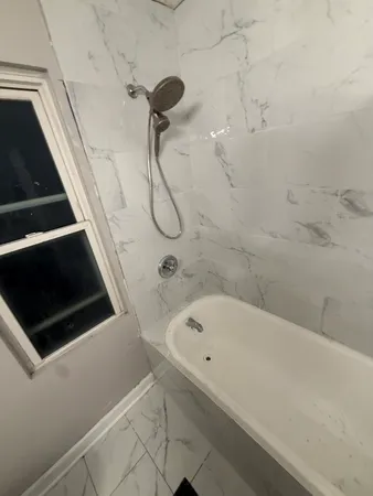 $2,395 | 746 North Schuyler Avenue, Kankakee, IL 60901