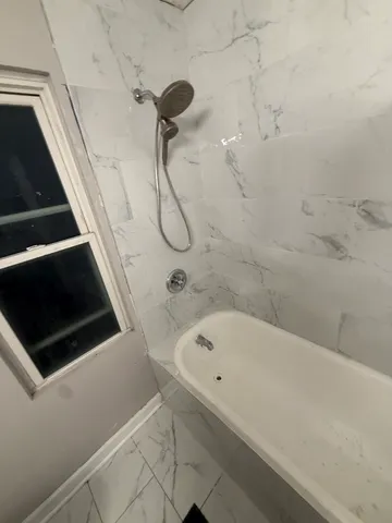 $2,395 | 746 North Schuyler Avenue, Kankakee, IL 60901