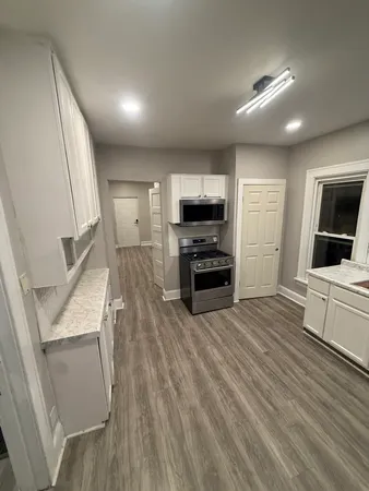 $2,395 | 746 North Schuyler Avenue, Kankakee, IL 60901