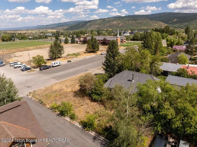 $200,000 | 20 East Center Street, Victor, ID 83455