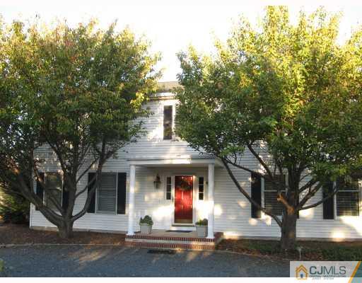 188 Friendship Road Cranbury, NJ 08512 - Photo 1 of 10