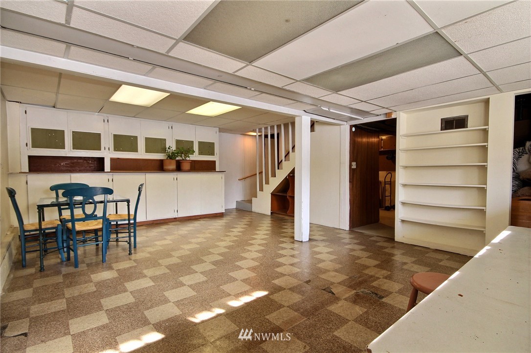 10821 Southeast 181st Street Renton, WA 98055 - Photo 18 of 23