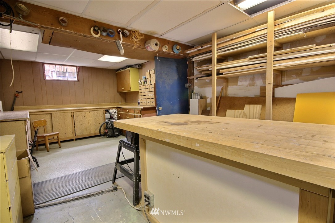 10821 Southeast 181st Street Renton, WA 98055 - Photo 20 of 23