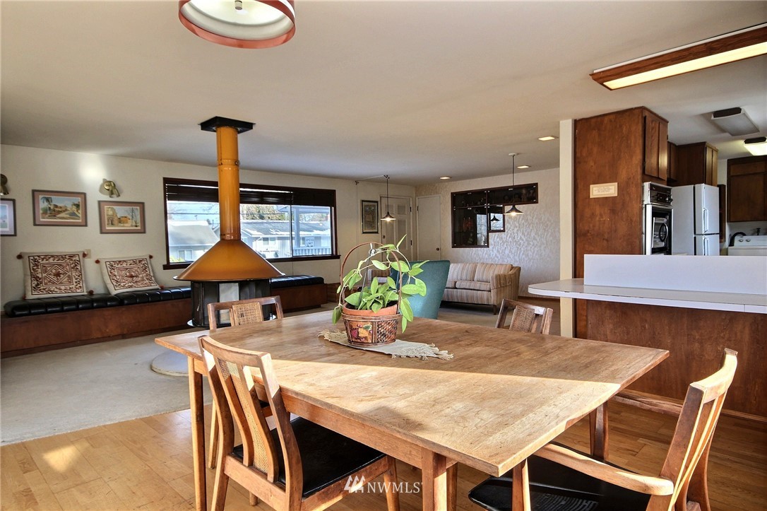10821 Southeast 181st Street Renton, WA 98055 - Photo 6 of 23