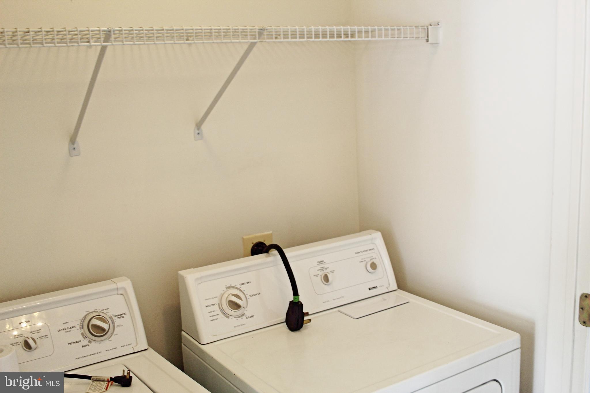 43497 Interval Street Chantilly, VA 20152 - Photo 19 of 19 Upper level laundry