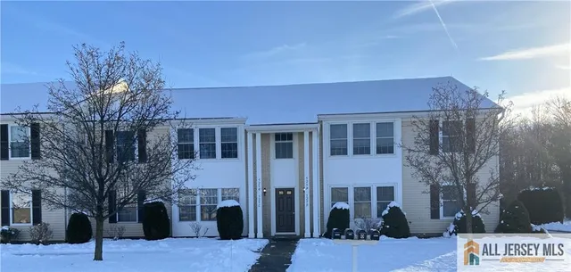 $269,000 | 525 Belford Road, Unit O, Monroe Township, NJ 08831