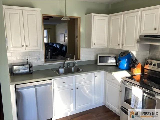 $269,000 | 525 Belford Road, Unit O, Monroe Township, NJ 08831