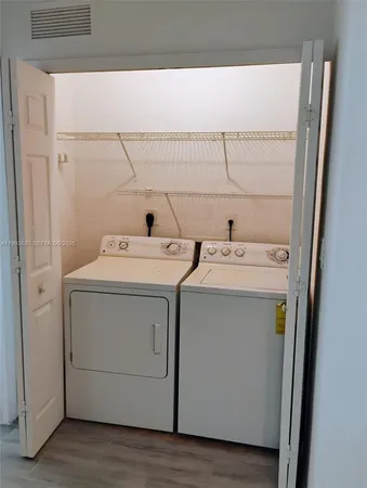 $2,800 | 11401 Northwest 89th Street, Unit 220, Doral, FL 33178