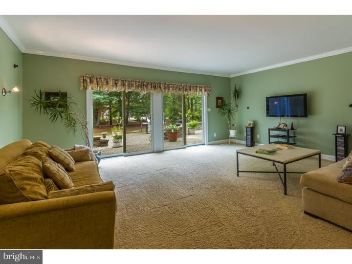 705 Sooy Place Road Vincentown, NJ 08088 - Photo 9 of 25 Living Room