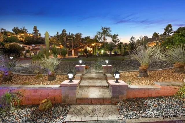 $1,259,000 | 1144 Bellvine Trail, El Cajon, CA 92019
