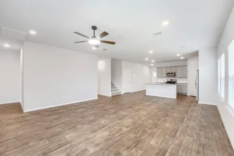 $2,550 | 13507 Howser Trace, Manor, TX 78653
