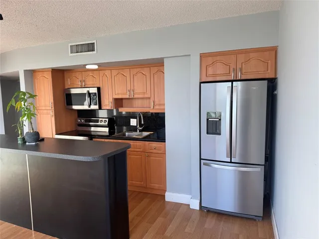 $239,000 | 900 Bay Drive, Unit 513, Miami Beach, FL 33141