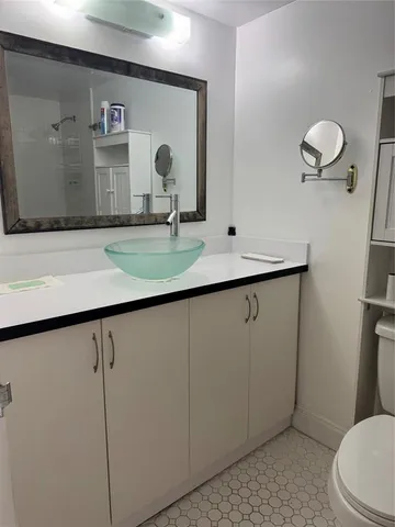 $239,000 | 900 Bay Drive, Unit 513, Miami Beach, FL 33141