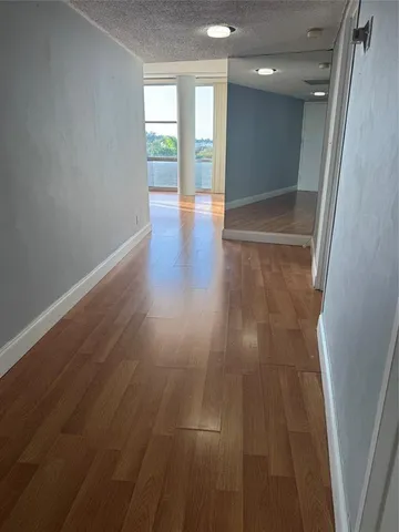 $239,000 | 900 Bay Drive, Unit 513, Miami Beach, FL 33141