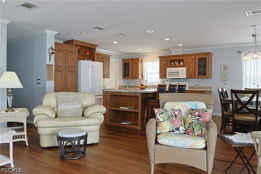 9 Dill Alva, FL 33920 - Photo 6 of 47