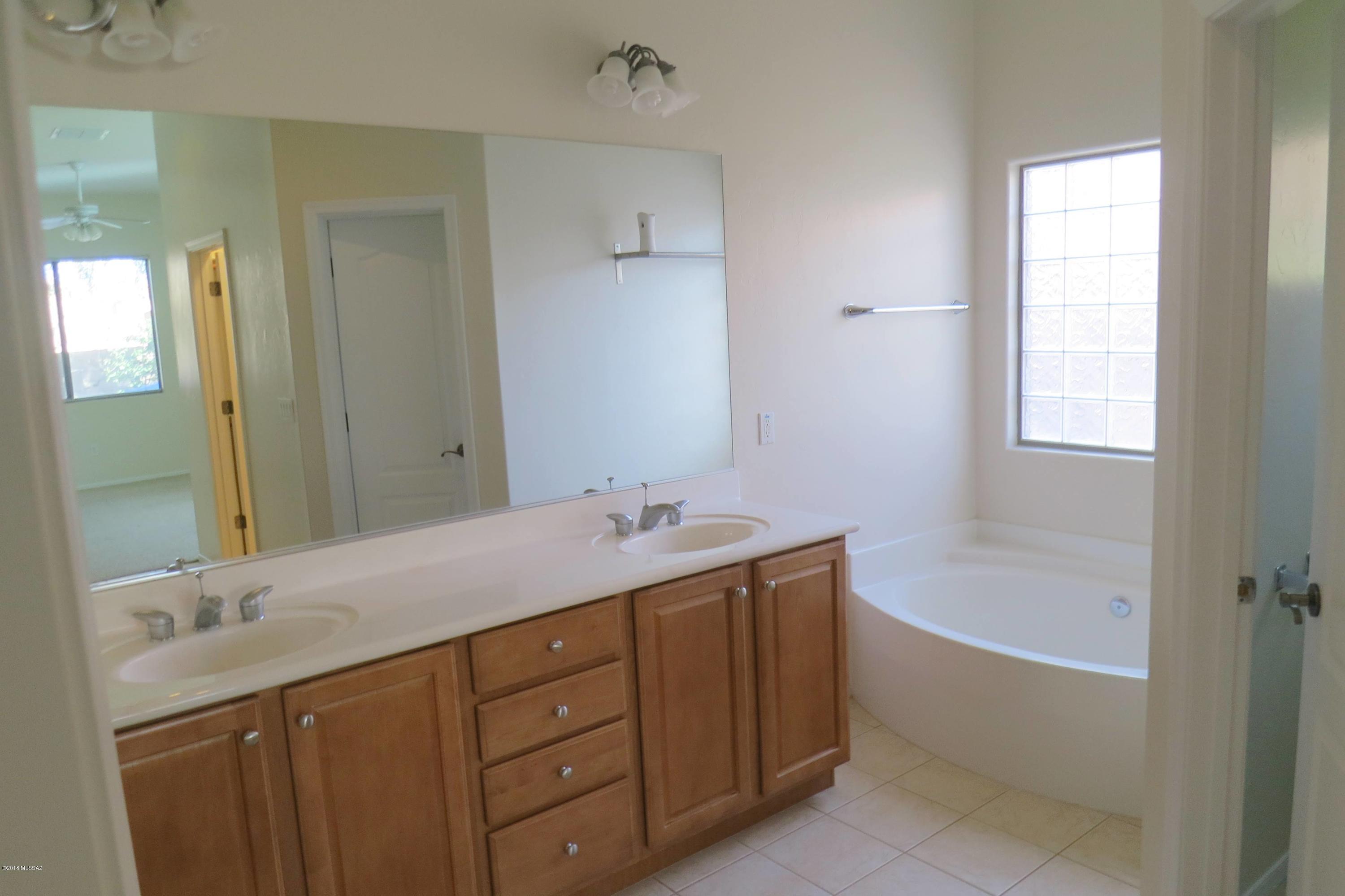 15153 North Pelham Road Tucson, AZ 85739 - Photo 15 of 28 Gallery Image 15