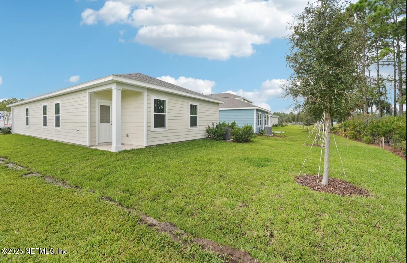 37 Oriole Road Palm Coast, FL 32137 - Photo 8 of 9 Exterior backyard