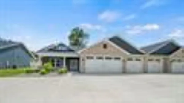$469,900 | 40 Ln 520 A Lake, Unit 6, Fremont, IN 46737