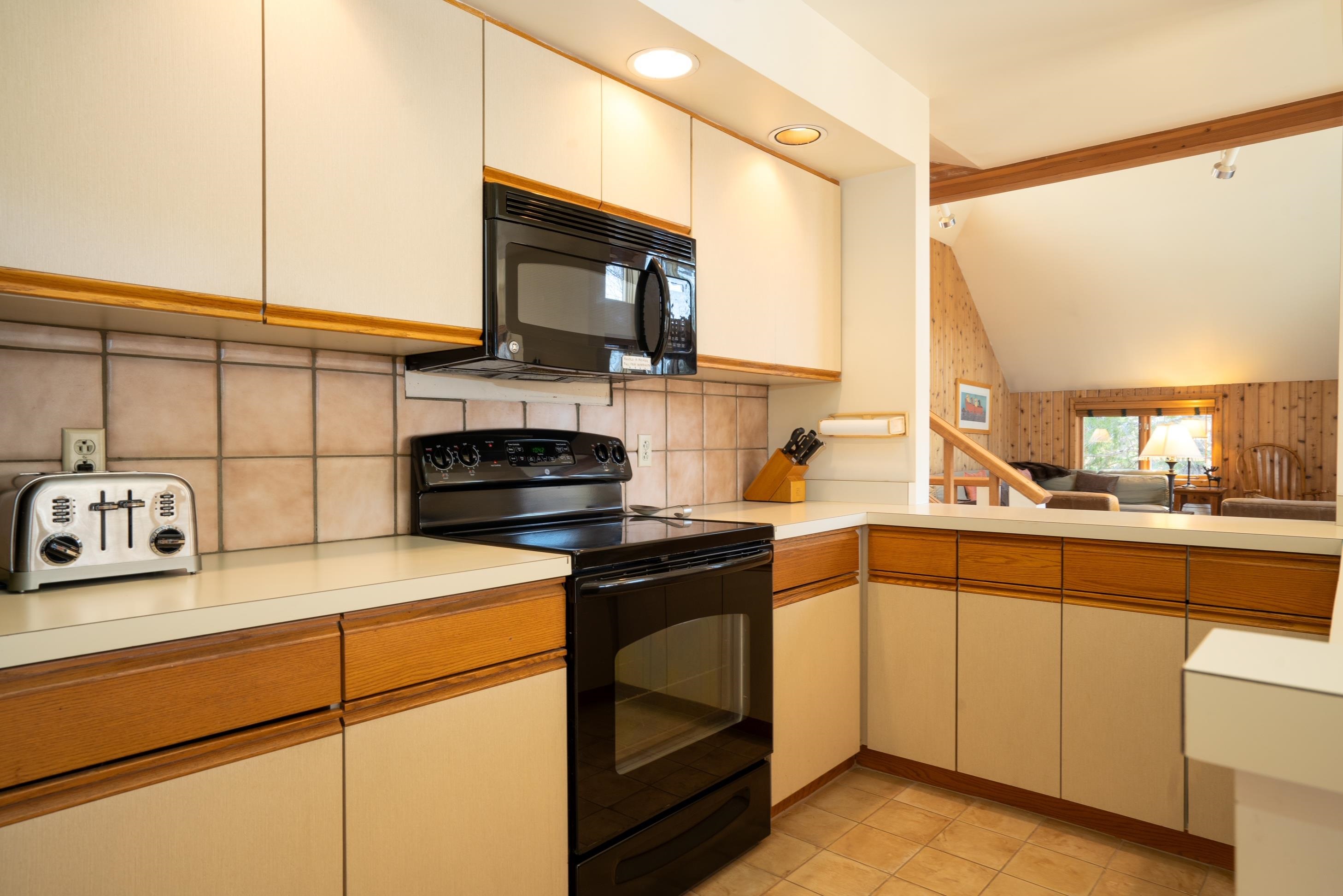 G7 Cobble Ridge Road, Unit G7 Winhall, VT 05340 - Photo 20 of 32