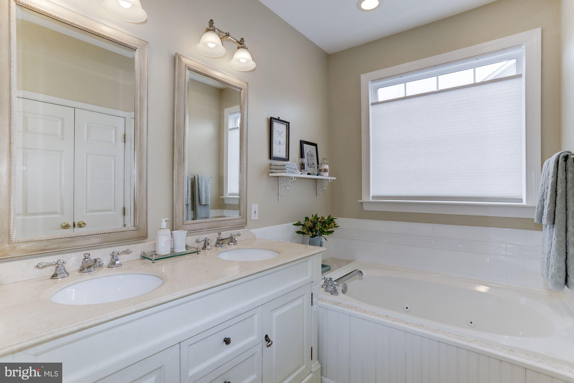 711 Gaither Road Rockville, MD 20850 - Photo 22 of 30 Bath (Master)