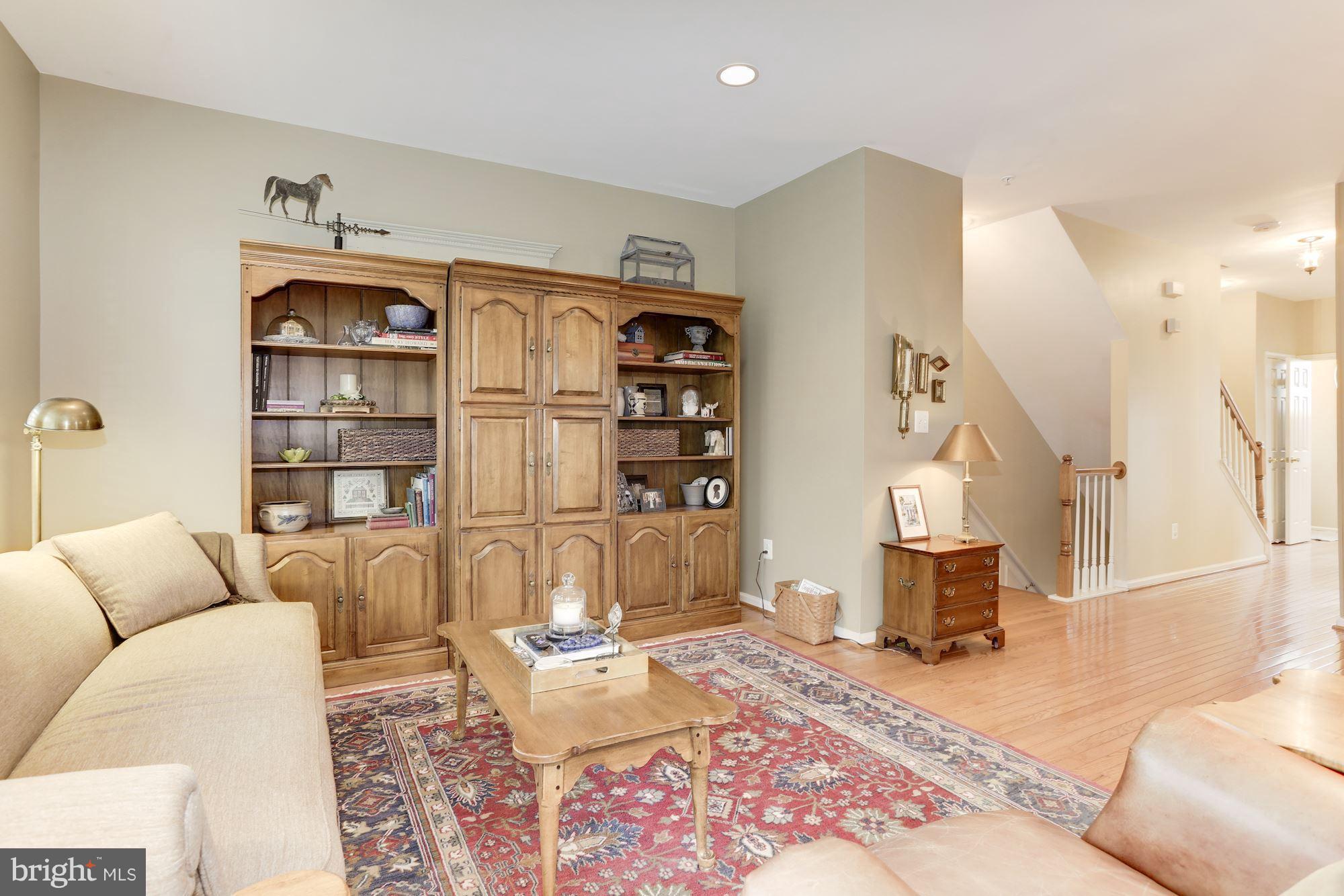 711 Gaither Road Rockville, MD 20850 - Photo 10 of 30 Living Room