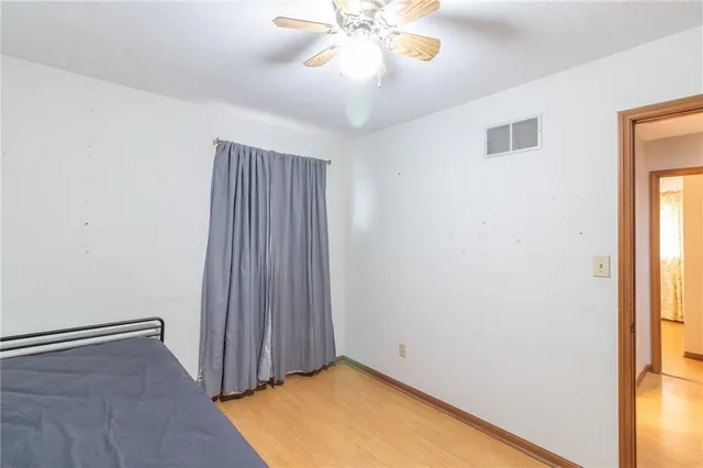 $289,900 | 831 Southwest 500th Road, Holden, MO 64040