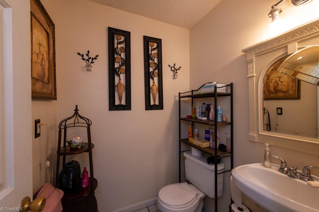 3222 Creek Ridge Road Greensboro, NC 27407 - Photo 22 of 30 Gallery Image 22