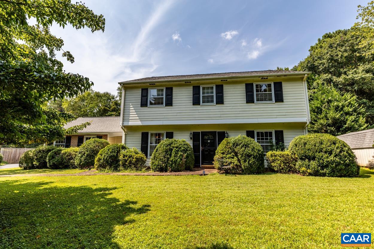 2705 Huntington Road Charlottesville, VA 22901 - Photo 1 of 27 a front view of house with yard and green space