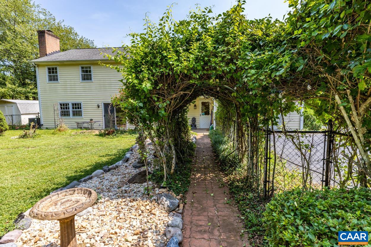 2705 Huntington Road Charlottesville, VA 22901 - Photo 5 of 27 a view of a house with a yard