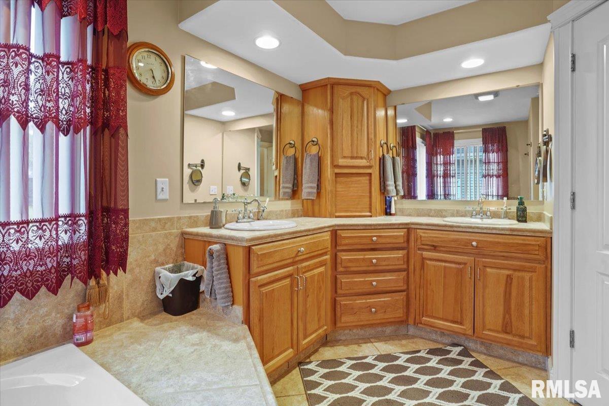 5190 East Loami Road Chatham, IL 62629 - Photo 24 of 62