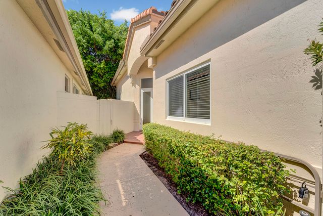 $550,000 | 5191 Northwest 26th Circle, Boca Raton, FL 33496