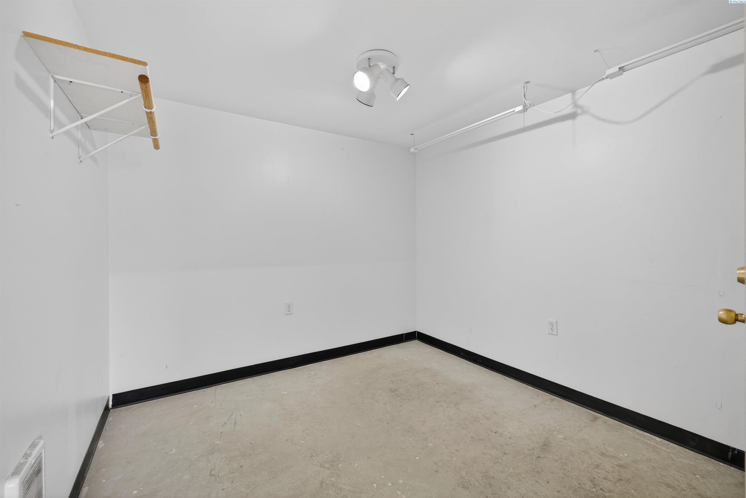 481 Woodworth Road Grandview, WA 98930 - Photo 33 of 47 Gallery Image 33