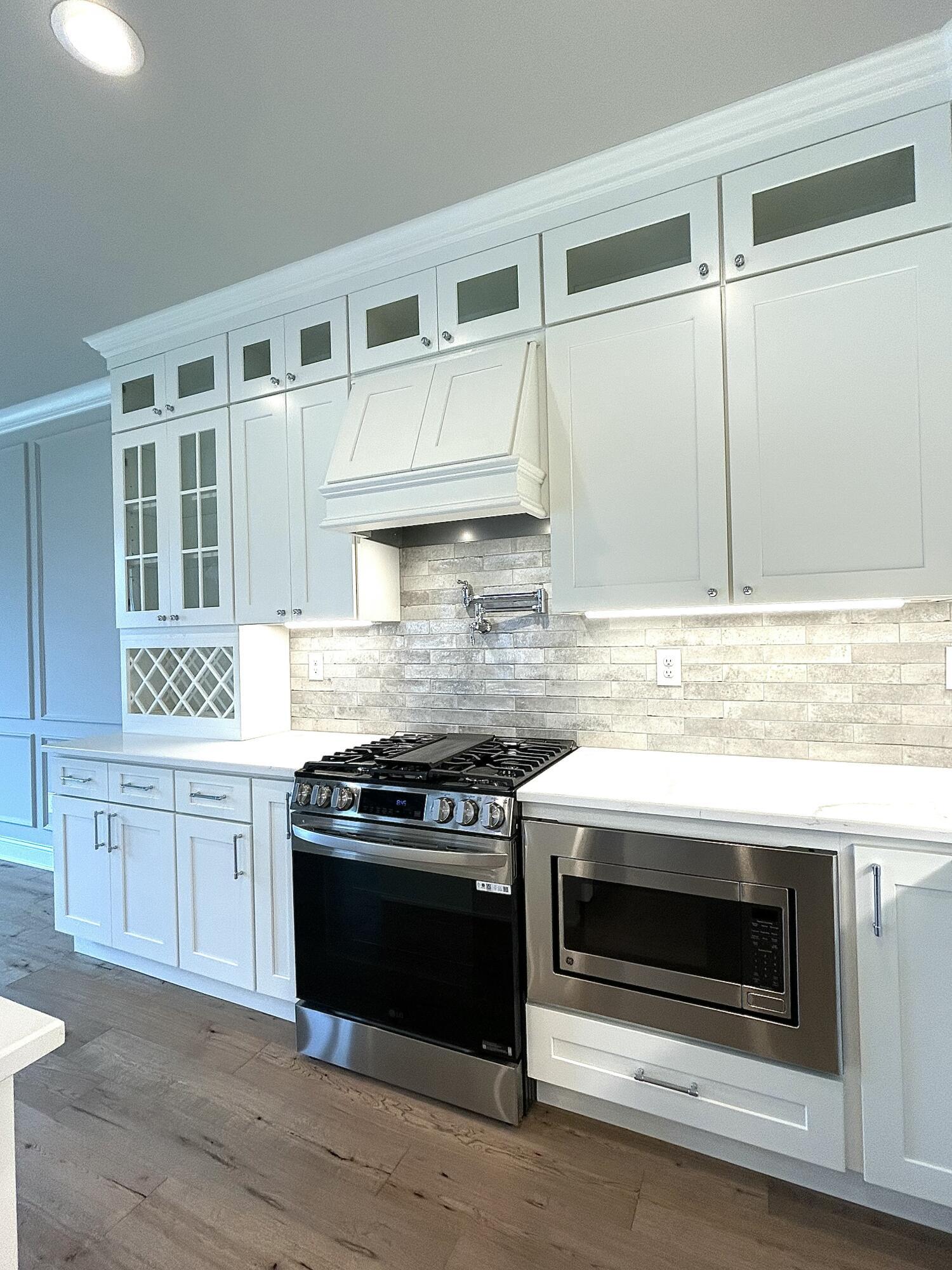 4176 Buttermilk Road Lexington, KY 40509 - Photo 10 of 35 Model Home. Final design and finishes may vary.