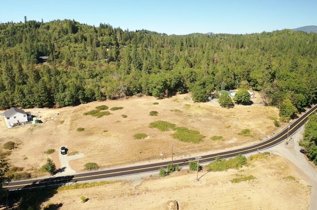 South River Road, Unit 1202 Grants Pass, OR 97526 - Photo 7 of 9 screen_2a24432d362b42f9_1693956105160