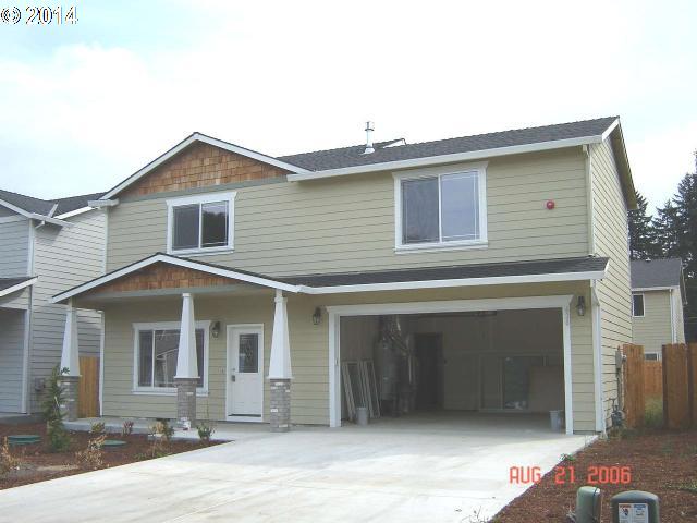 620 Southwest Trout Court Camas, WA 98607 - Photo 1 of 8 front view of a house