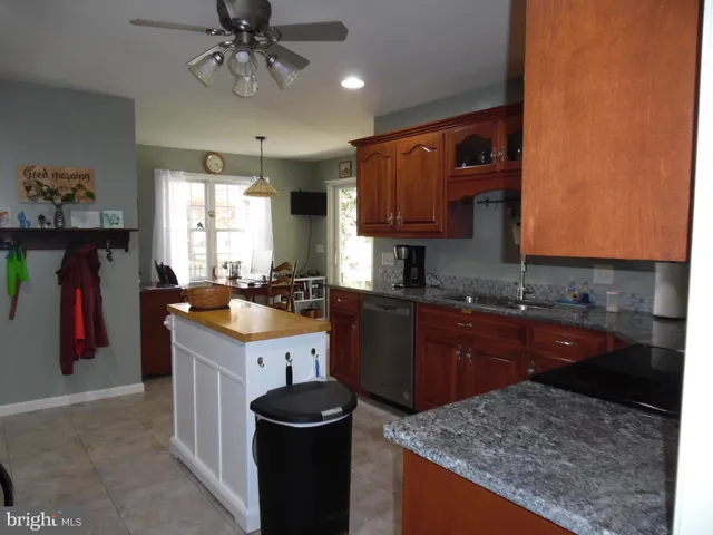 $435,000 | 325 Charles Street, Lebanon, PA 17042