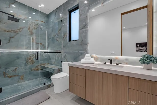 a close view of sink and mirror