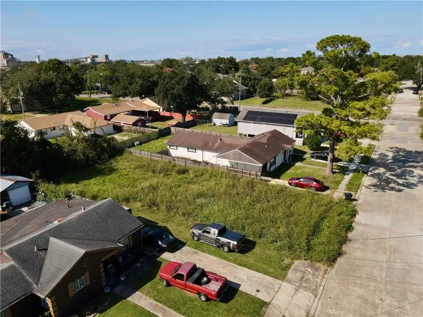 $15,000 | 6744 West Laverne Street, New Orleans, LA 70126