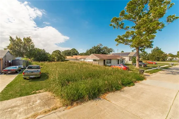 $15,000 | 6744 West Laverne Street, New Orleans, LA 70126