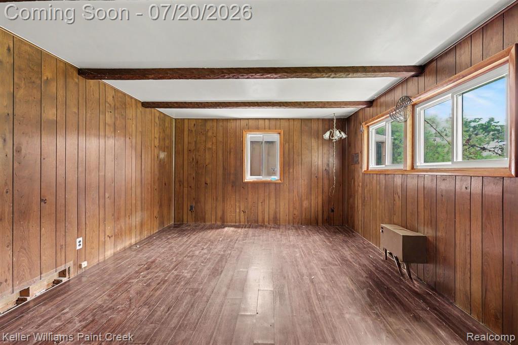1371 East Leonard Road Leonard, MI 48367 - Photo 9 of 32