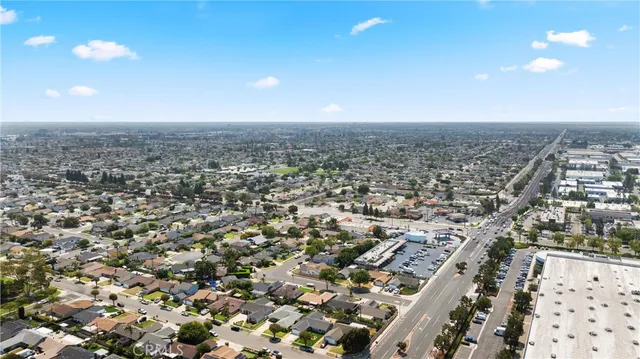 $1,299,000 | 6022 Larchwood Drive, Huntington Beach, CA 92647