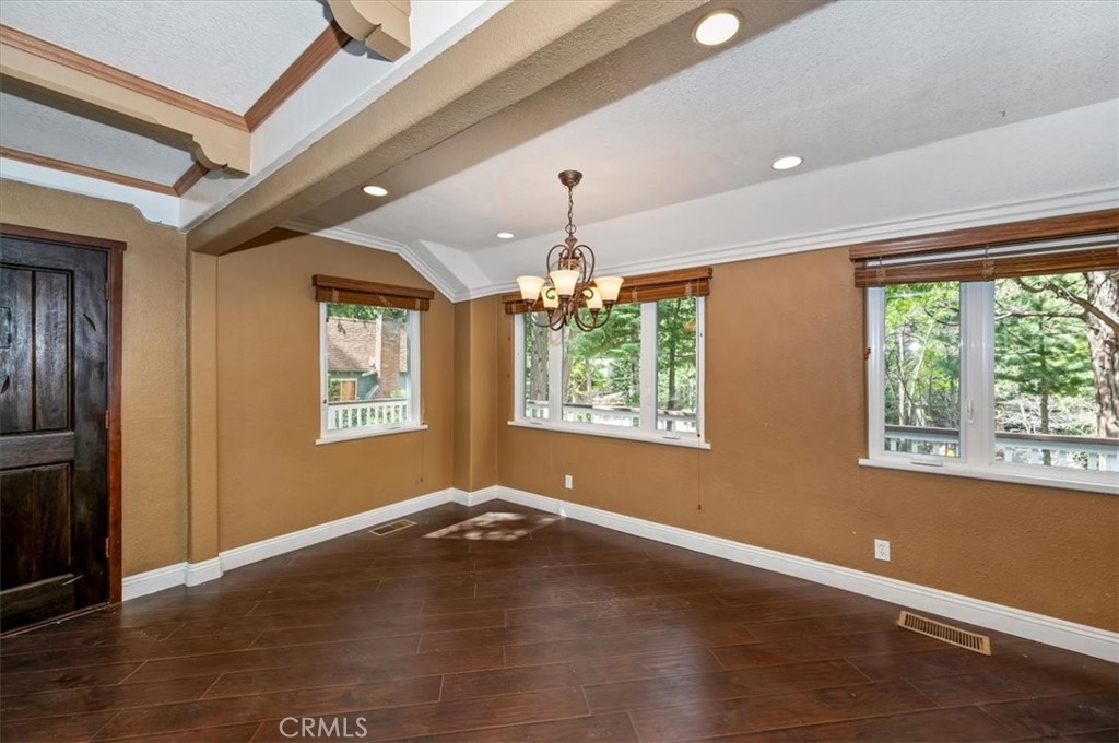 27297 Little Bear Road Blue Jay, CA 92317 - Photo 17 of 46