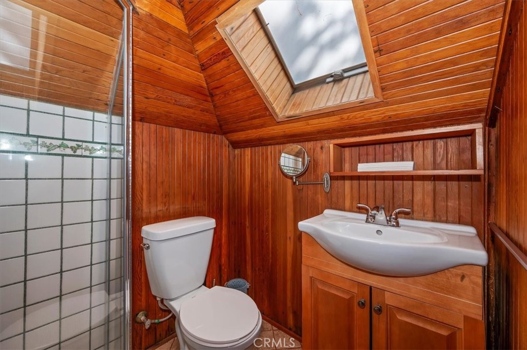 27297 Little Bear Road Blue Jay, CA 92317 - Photo 37 of 46 Bathroom #2