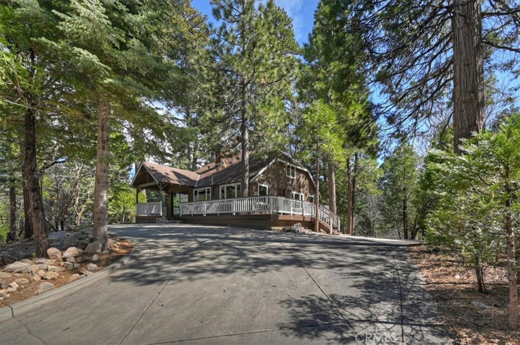 27297 Little Bear Road Blue Jay, CA 92317 - Photo 9 of 46