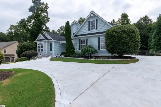 $739,999 | 109 Creek Crossing Way, Greer, SC 29651