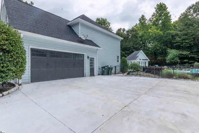 $739,999 | 109 Creek Crossing Way, Greer, SC 29651