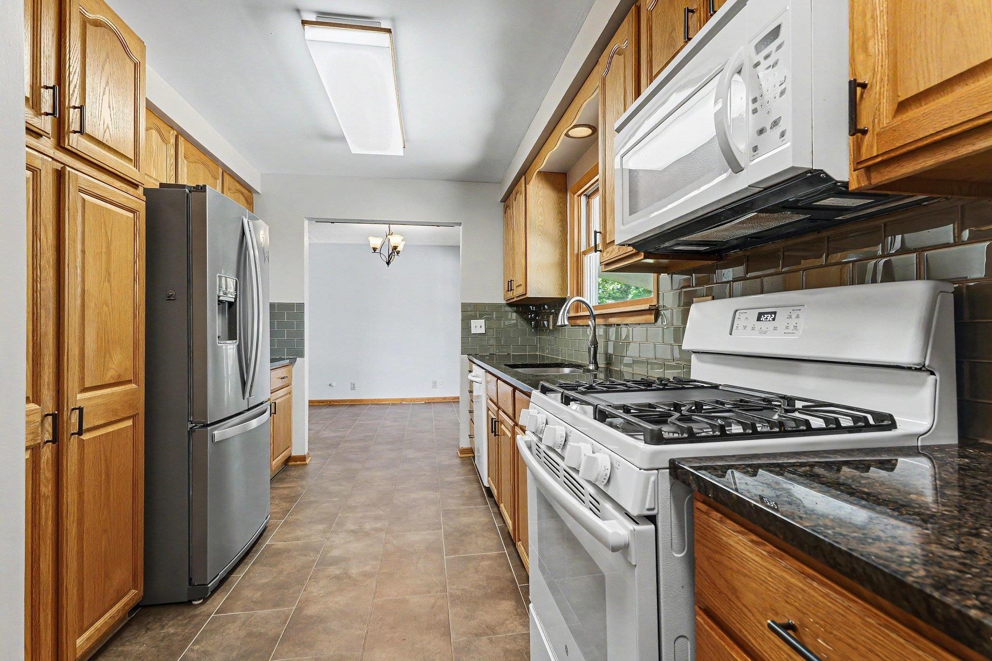 2073 Karl Road Bay City, MI 48706 - Photo 6 of 15 Gallery Image 6