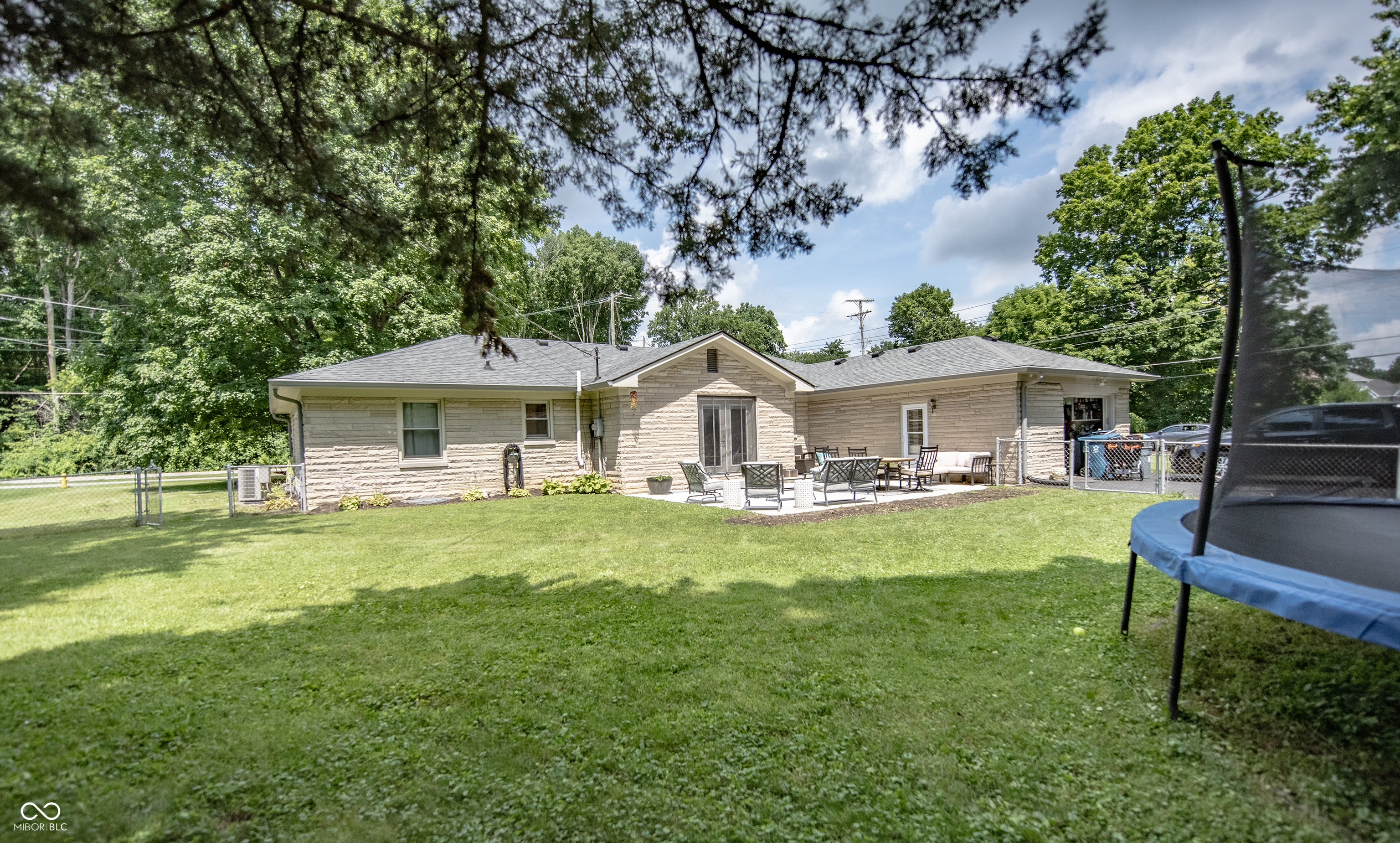 9895 Haverstick Road Carmel, IN 46280 - Photo 5 of 58